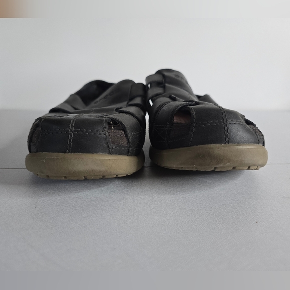 Crocs Santa Cruz Fisherman Sandals - Picture 5 of 11